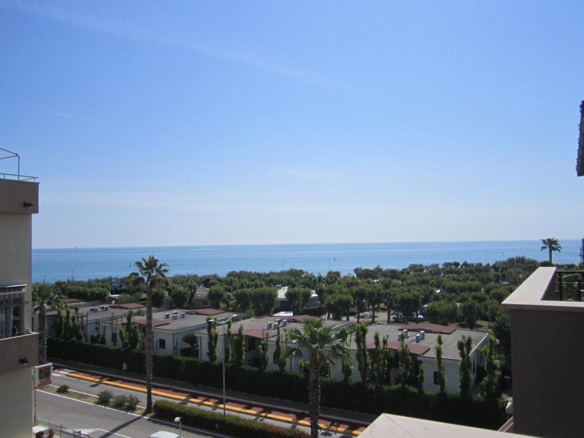 Casa Antonia Apartman Porto SantʼElpidio Kültér fotó